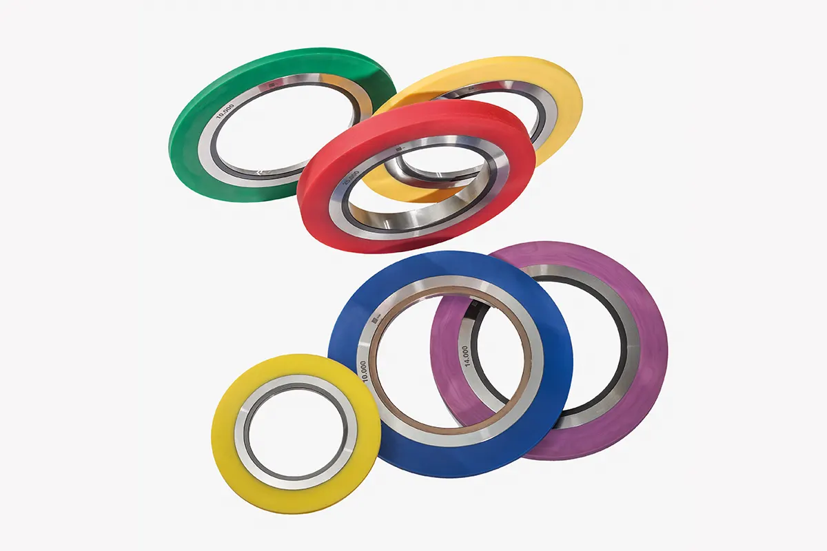 Precision rotary slitter knives and spacers optimized by CASKA tool design software for high-yield coil processing.